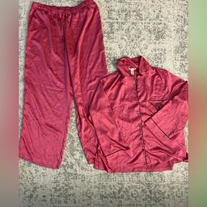 Victoria’s Secret Long Pajama Satin Set Size XL
